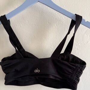 Alo Yoga Black Matching Set — Sports Bra + Leggings